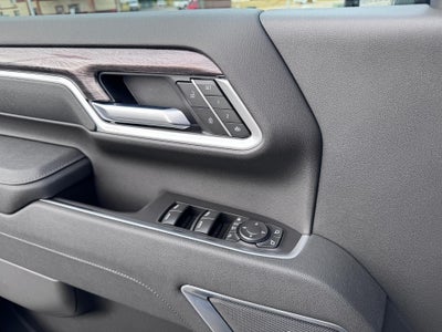 2026 Chevrolet Silverado 3500 HD LTZ / CREW / DMAX DIESEL / TRAIL BOSS / ADAPTIVE CRUISE / TECH PCKG / STANDARD BOX