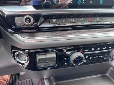 2026 Chevrolet Silverado 3500 HD LTZ / CREW / DMAX DIESEL / TRAIL BOSS / ADAPTIVE CRUISE / TECH PCKG / STANDARD BOX