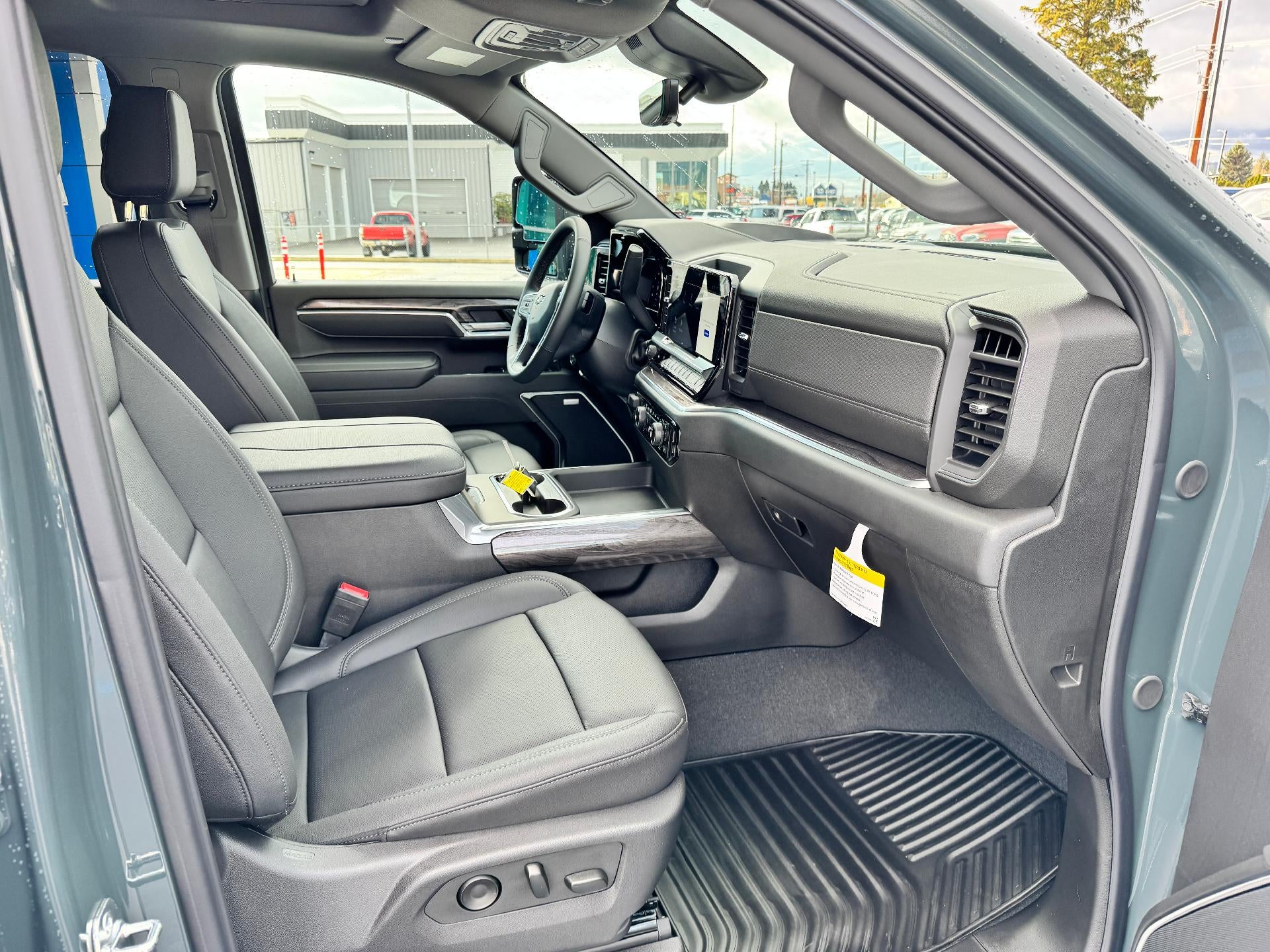 2026 Chevrolet Silverado 3500 HD LTZ / CREW / DMAX DIESEL / TRAIL BOSS / TECH PCKG / ADAPTIVE CRUISE / LONG BOX