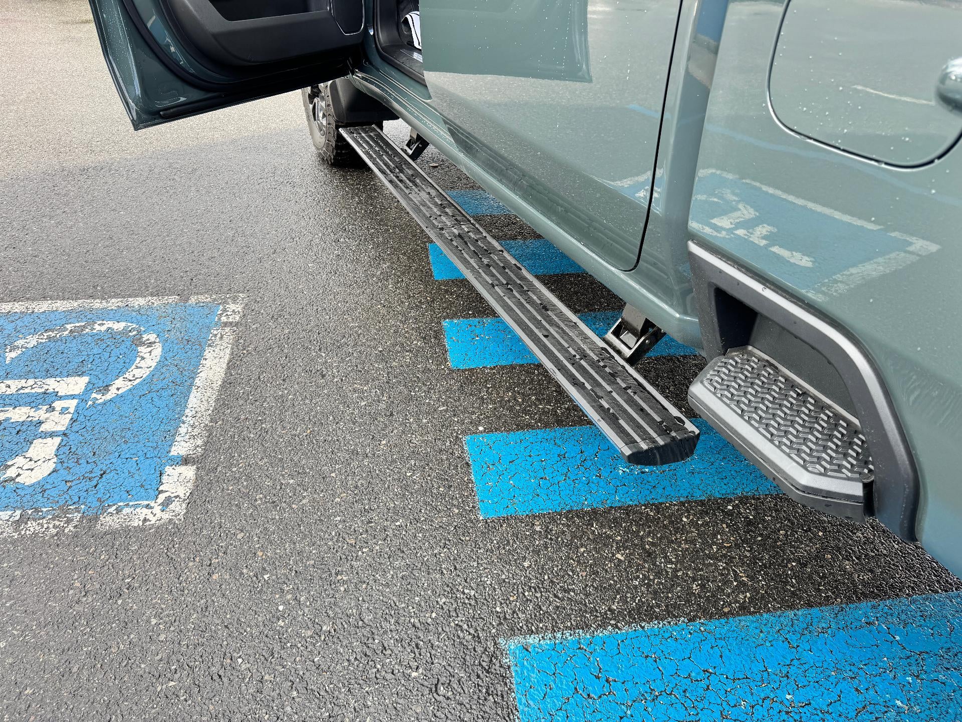 2026 Chevrolet Silverado 3500 HD LTZ / CREW / DMAX DIESEL / TRAIL BOSS / TECH PCKG / ADAPTIVE CRUISE / LONG BOX