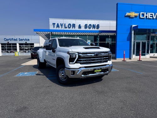 2026 Chevrolet Silverado 3500 HD LTZ / CREW / DMAX DIESEL / DUAL REAR WHEEL / TECH PCKG / ADAPTIVE CRUISE