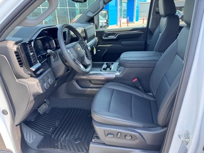 2026 Chevrolet Silverado 3500 HD LTZ / CREW / DMAX DIESEL / DUAL REAR WHEEL / TECH PCKG / ADAPTIVE CRUISE