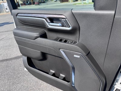2026 Chevrolet Silverado 3500 HD LTZ / CREW / DMAX DIESEL / DUAL REAR WHEEL / TECH PCKG / ADAPTIVE CRUISE