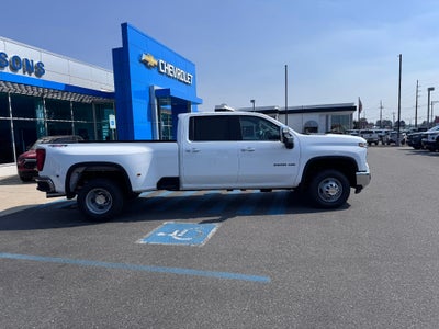 2026 Chevrolet Silverado 3500 HD LTZ / CREW / DMAX DIESEL / DUAL REAR WHEEL / TECH PCKG / ADAPTIVE CRUISE