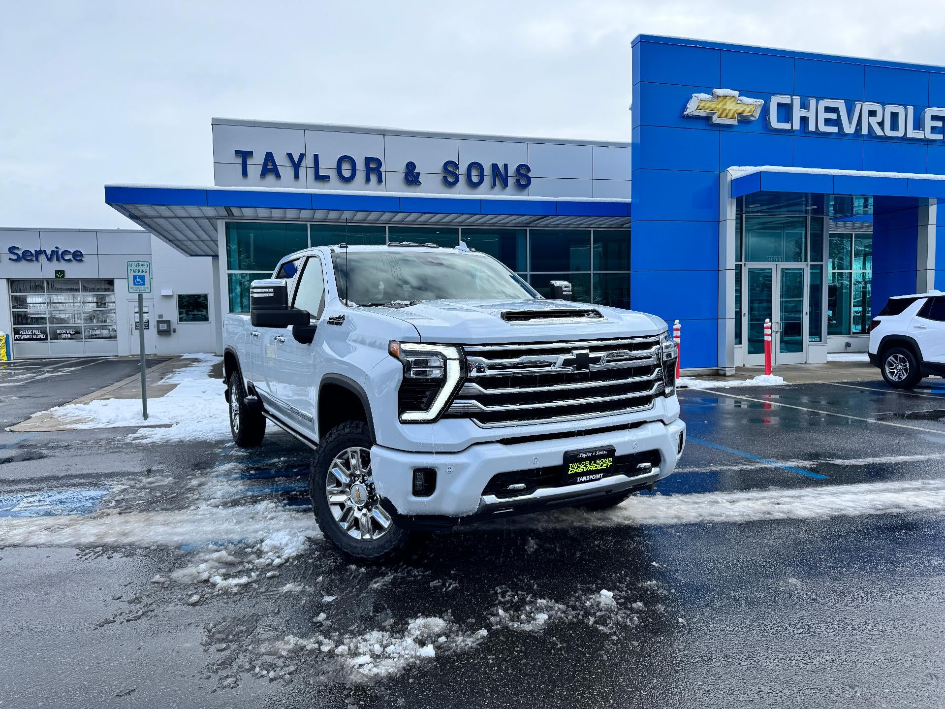 2026 Chevrolet Silverado 3500 HD HIGH COUNTRY / CREW / DMAX DIESEL / Z71 OFF ROAD / STANDARD BOX