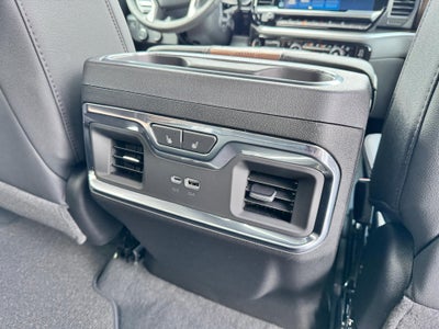 2026 Chevrolet Silverado 3500 HD HIGH COUNTRY / CREW / DMAX DIESEL / Z71 OFF ROAD / STANDARD BOX