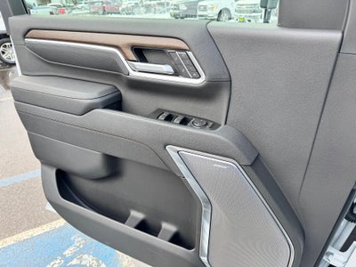 2026 Chevrolet Silverado 3500 HD HIGH COUNTRY / CREW / DMAX DIESEL / Z71 OFF ROAD / STANDARD BOX