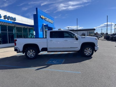 2026 Chevrolet Silverado 3500 HD HIGH COUNTRY / CREW / DMAX DIESEL / PREMIUM PCKG / Z71 OFF ROAD / STANDARD BOX