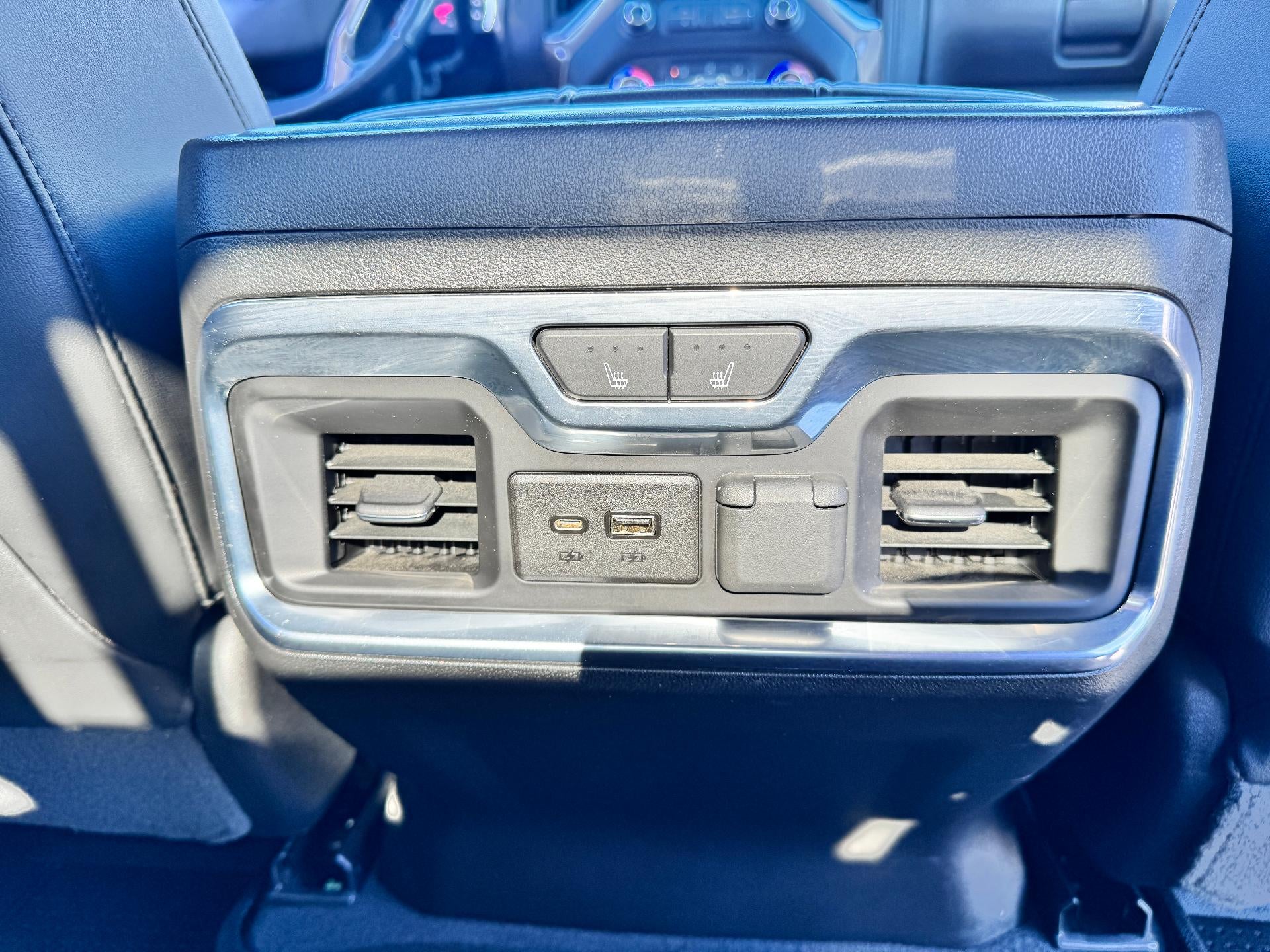 2020 Chevrolet Silverado 3500 HD HIGH COUNTRY / CREW / DMAX DIESEL / DUAL REAR WHEEL / LONG BOX / 35K MILES