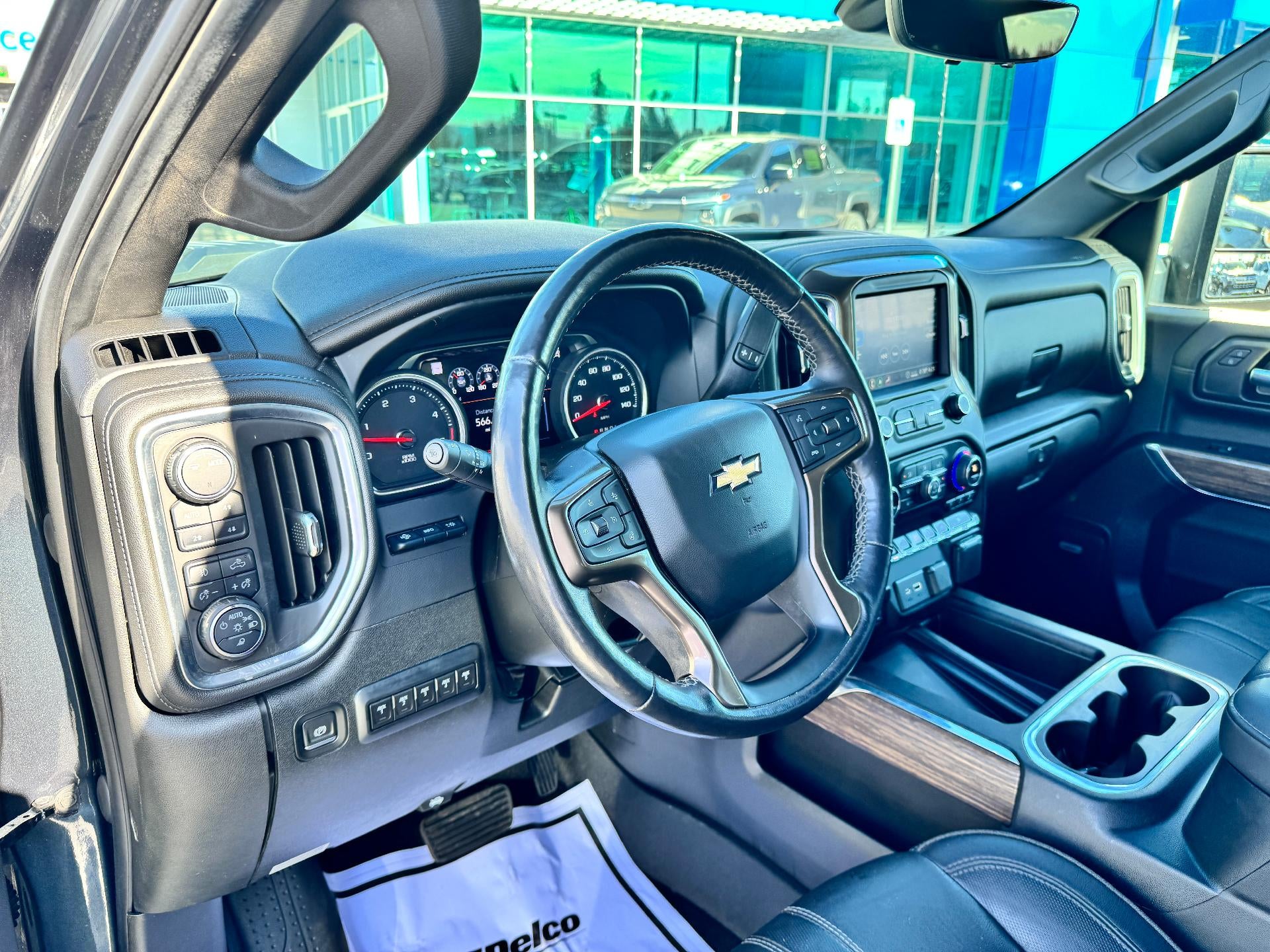 2020 Chevrolet Silverado 3500 HD HIGH COUNTRY / CREW / DMAX DIESEL / DUAL REAR WHEEL / LONG BOX / 35K MILES