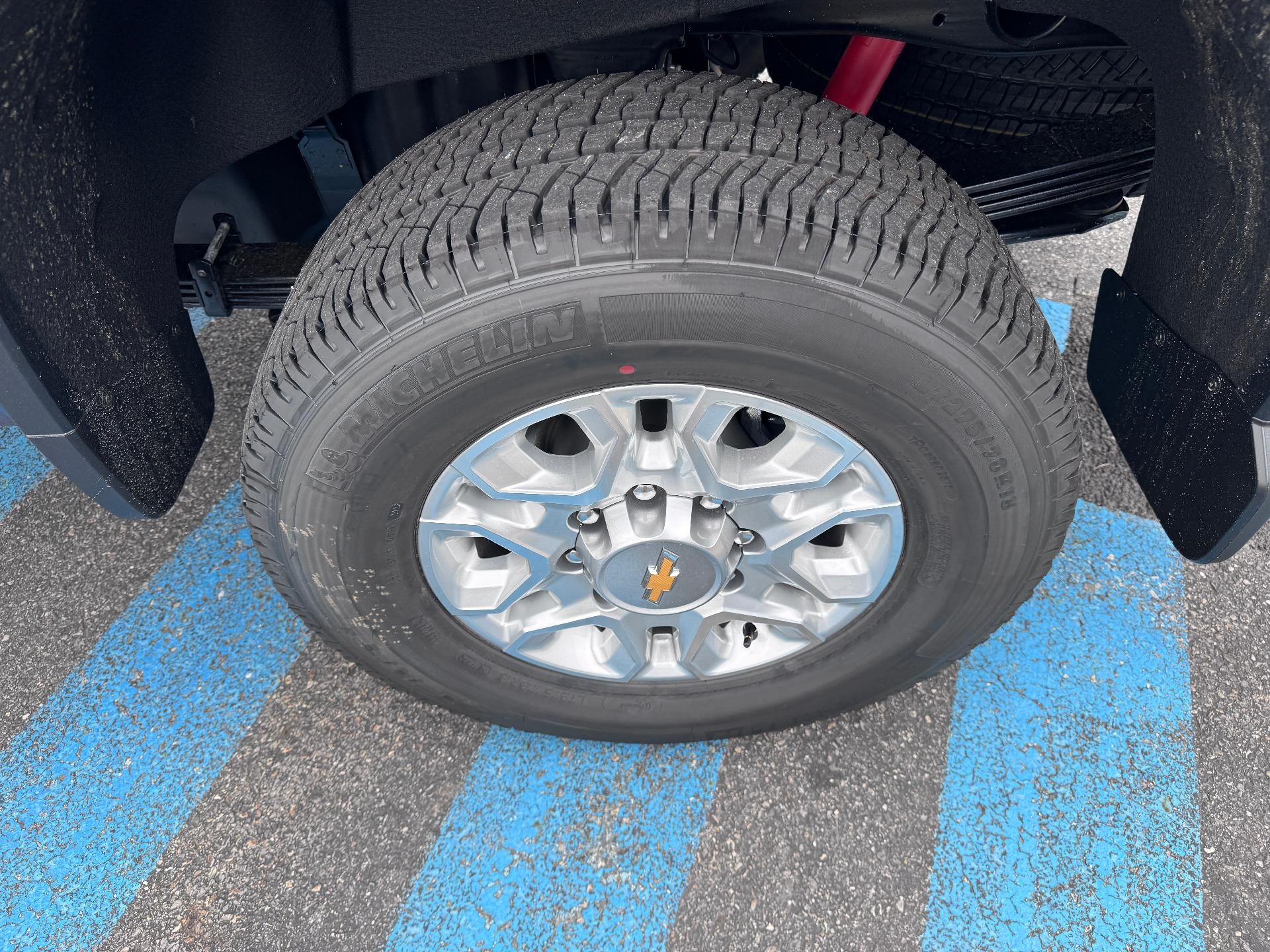 2026 Chevrolet Silverado 2500 HD LT / DOUBLE CAB / 6.6 LITER GAS V8 / Z71 OFF ROAD / STANDARD BOX