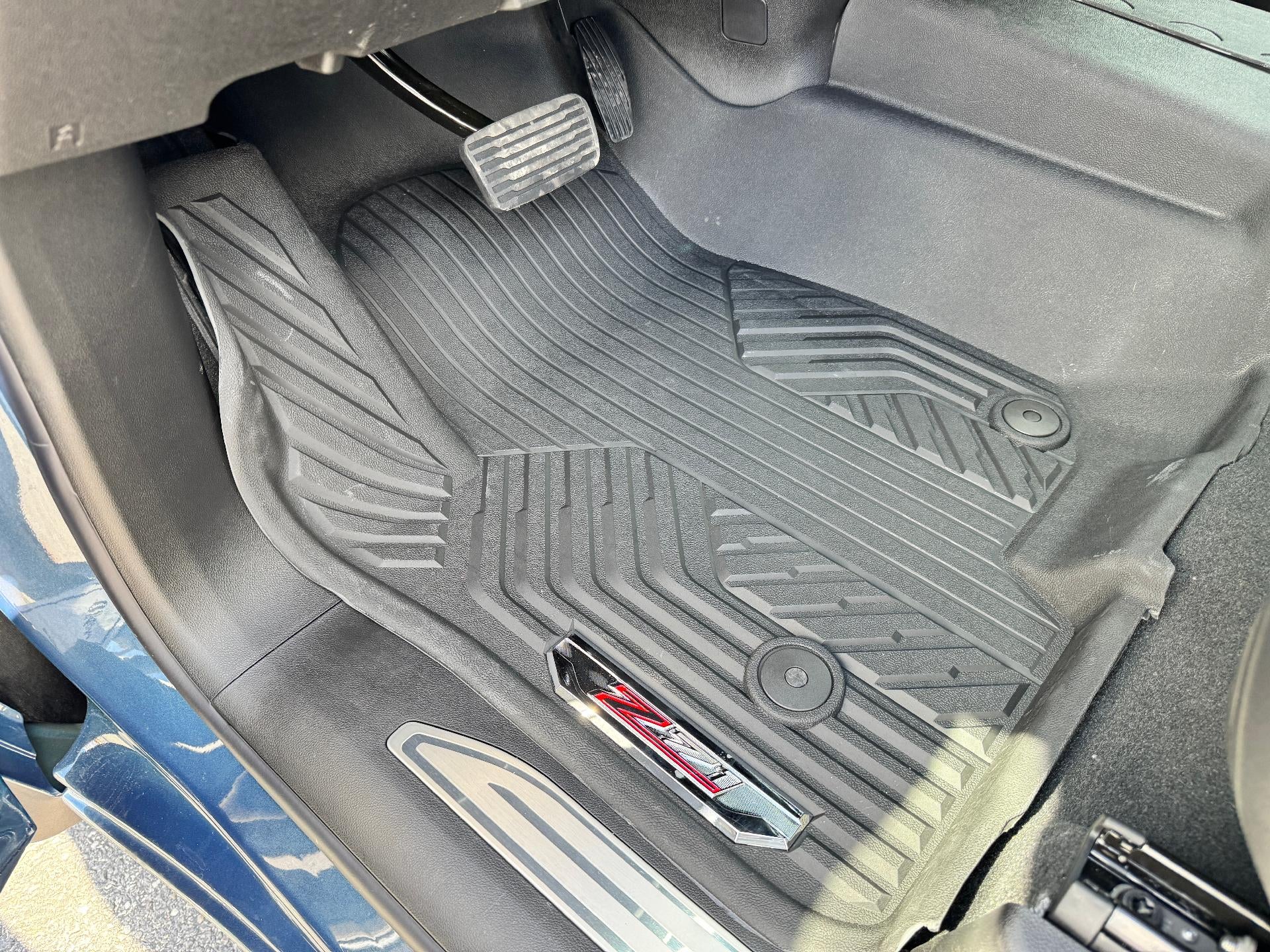 2026 Chevrolet Silverado 2500 HD LT / DOUBLE CAB / 6.6 LITER GAS V8 / Z71 OFF ROAD / LEATHER / STANDARD BOX