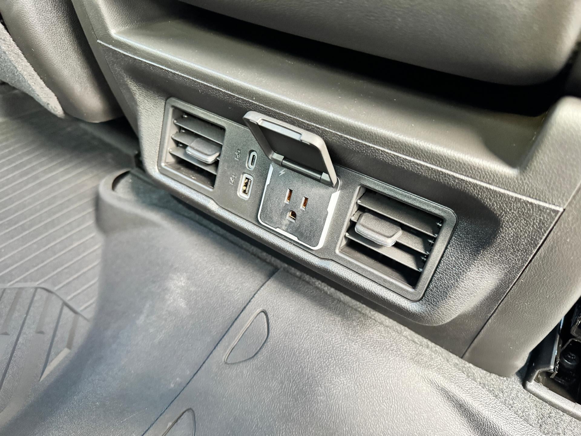 2026 Chevrolet Silverado 2500 HD LT / DOUBLE CAB / 6.6 LITER GAS V8 / Z71 OFF ROAD / LEATHER / STANDARD BOX