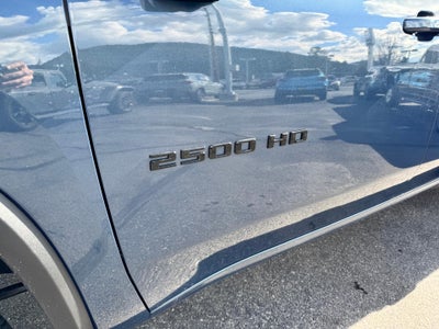 2026 Chevrolet Silverado 2500 HD LT / DOUBLE CAB / 6.6 LITER GAS V8 / Z71 OFF ROAD / LEATHER / STANDARD BOX
