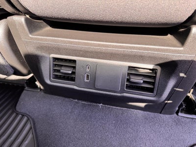 2024 Chevrolet Silverado 1500 CUSTOM / CREW / 2.7 TURBOMAX / SHORT BOX / 1 OWNER / WARRANTY