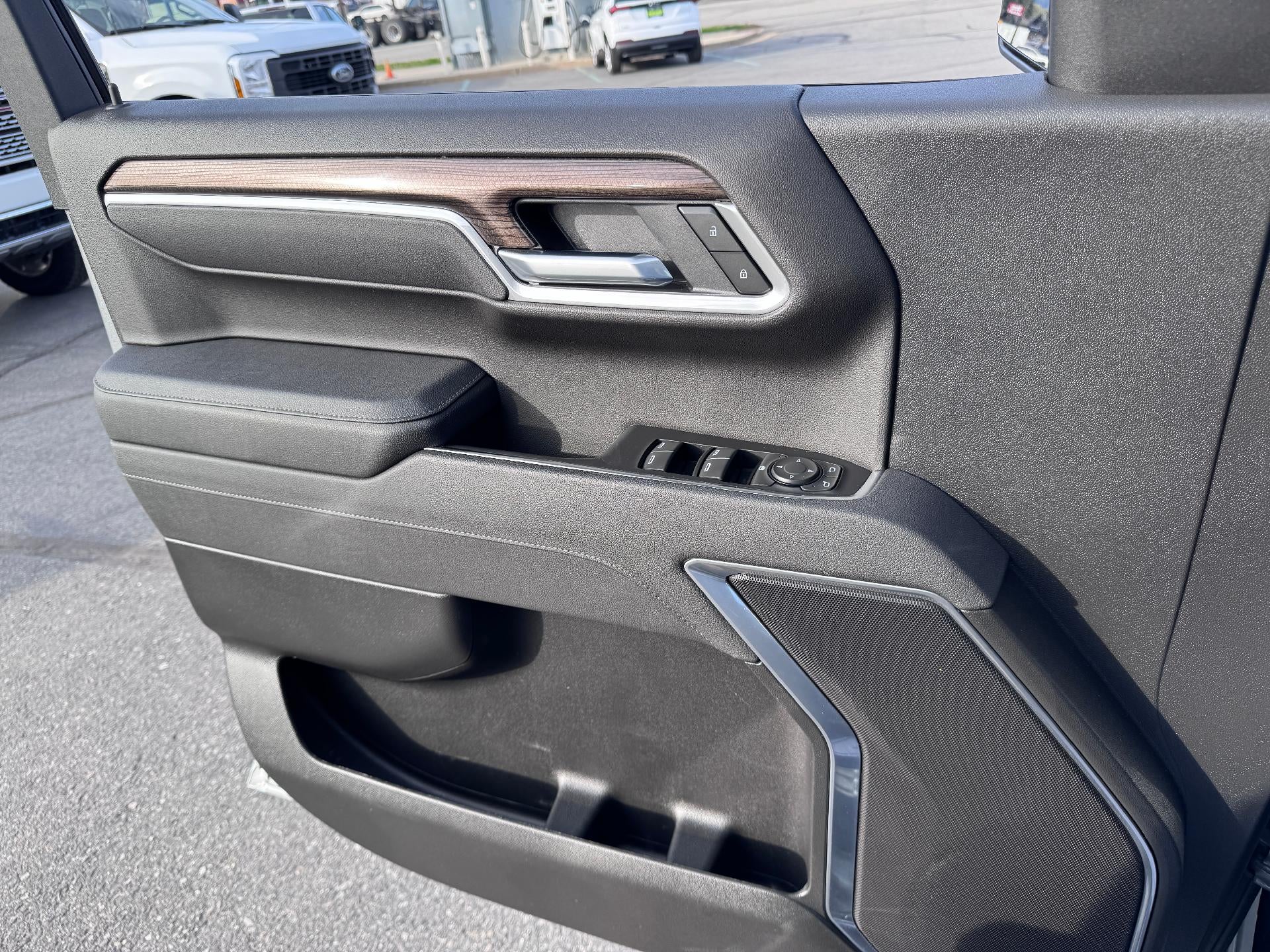 2026 Chevrolet Silverado 1500 RST / CREW / 2.7 TURBOMAX / SELECT PCKG / HEATED SEATS / 15K MILES / WARRANTY