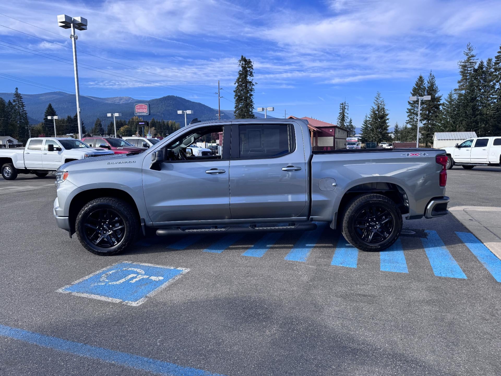 2026 Chevrolet Silverado 1500 RST / CREW / 2.7 TURBOMAX / SELECT PCKG / HEATED SEATS / 15K MILES / WARRANTY