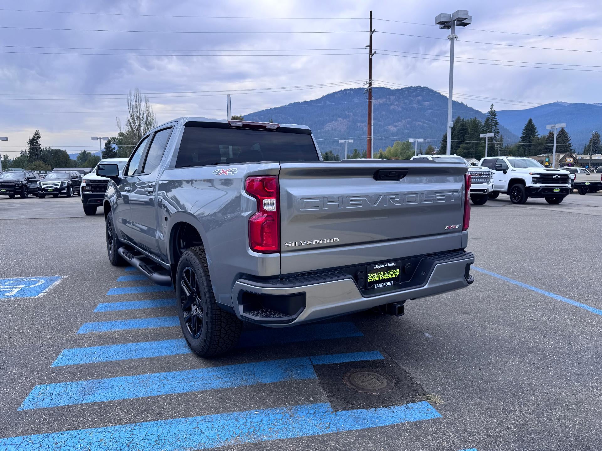 2026 Chevrolet Silverado 1500 RST / CREW / 2.7 TURBOMAX / SELECT PCKG / SHORT BOX