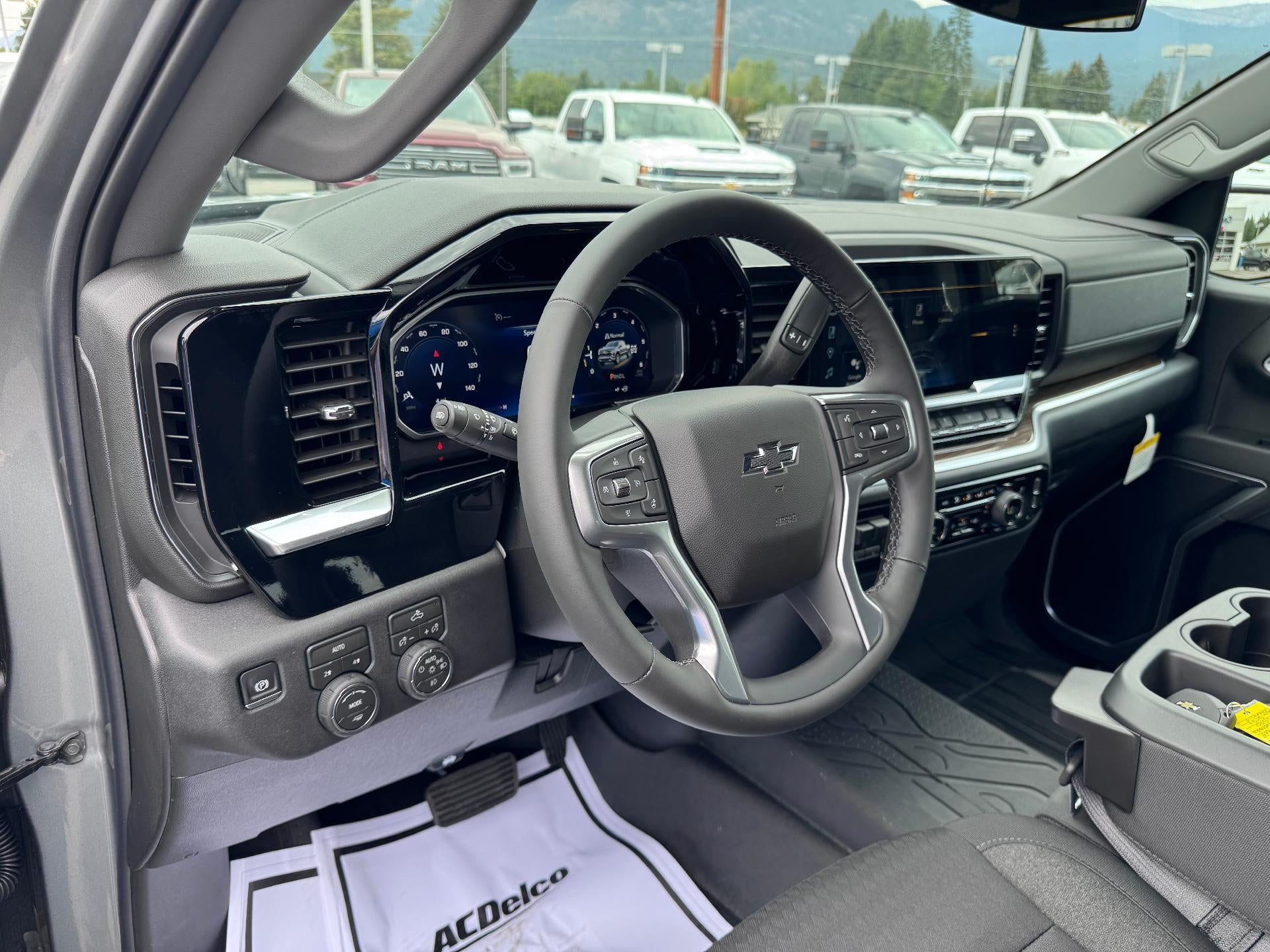 2026 Chevrolet Silverado 1500 RST / CREW / 2.7 TURBOMAX / SELECT PCKG / SHORT BOX