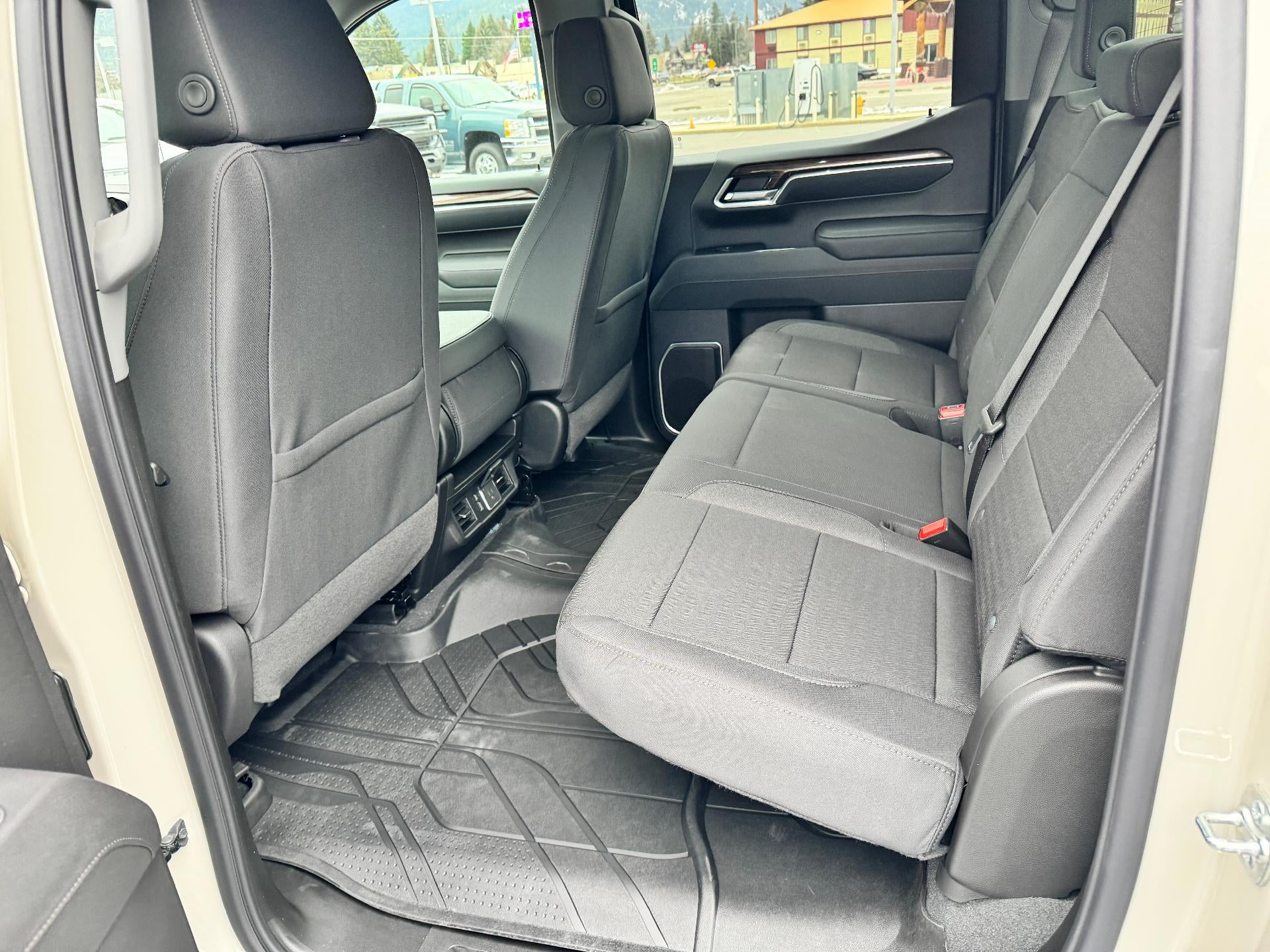 2026 Chevrolet Silverado 1500 RST / CREW / 2.7 LITER TURBOMAX / SELECT PCKG / SHORT BOX