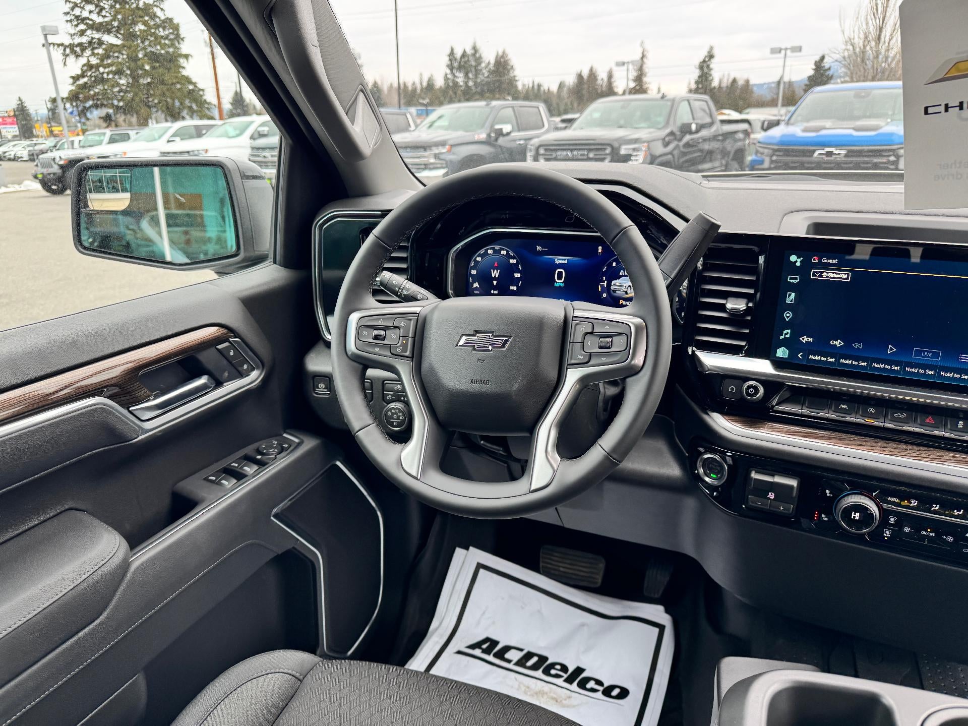 2026 Chevrolet Silverado 1500 RST / CREW / 2.7 LITER TURBOMAX / SELECT PCKG / SHORT BOX