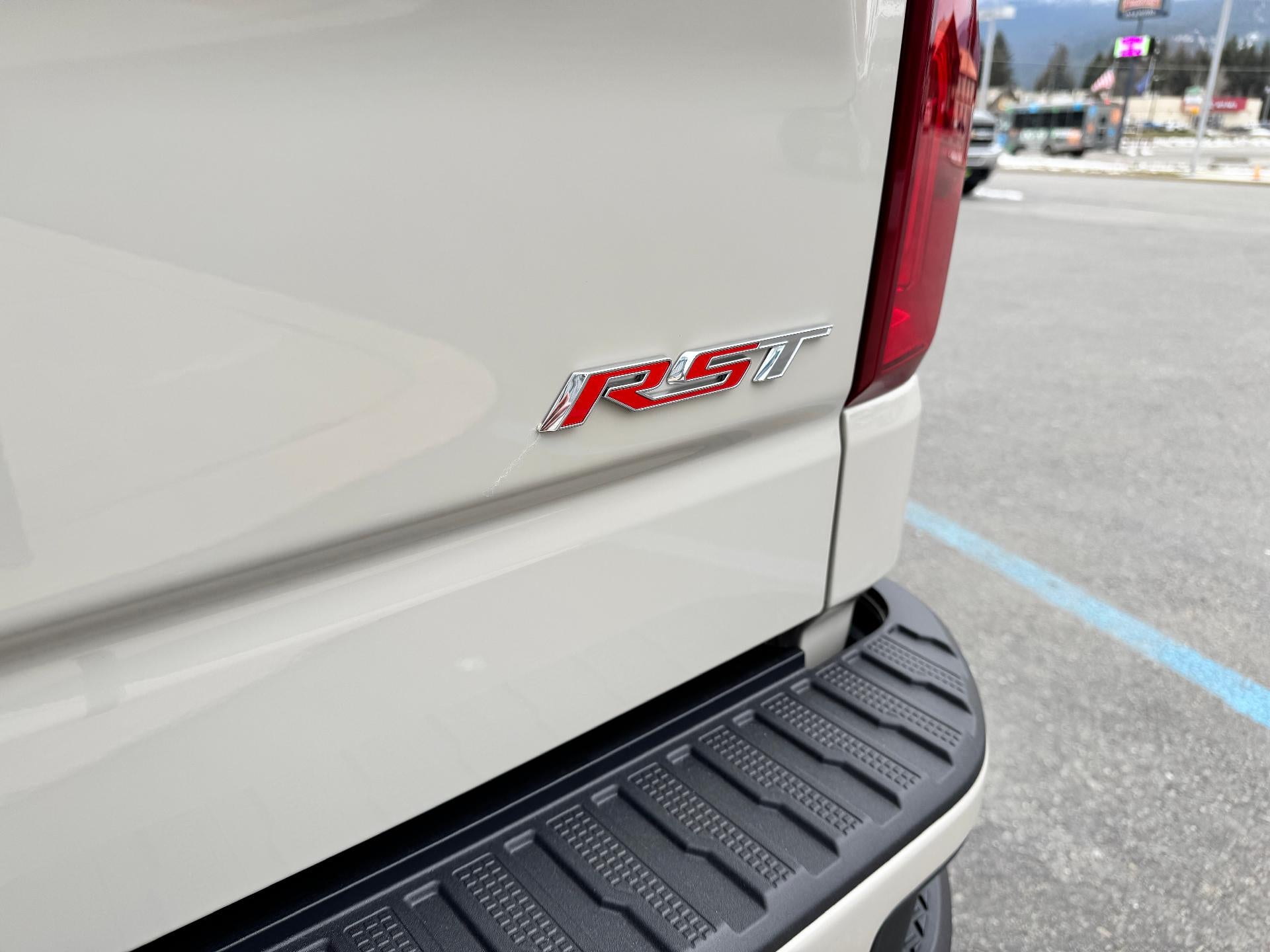 2026 Chevrolet Silverado 1500 RST / CREW / 2.7 LITER TURBOMAX / SELECT PCKG / SHORT BOX