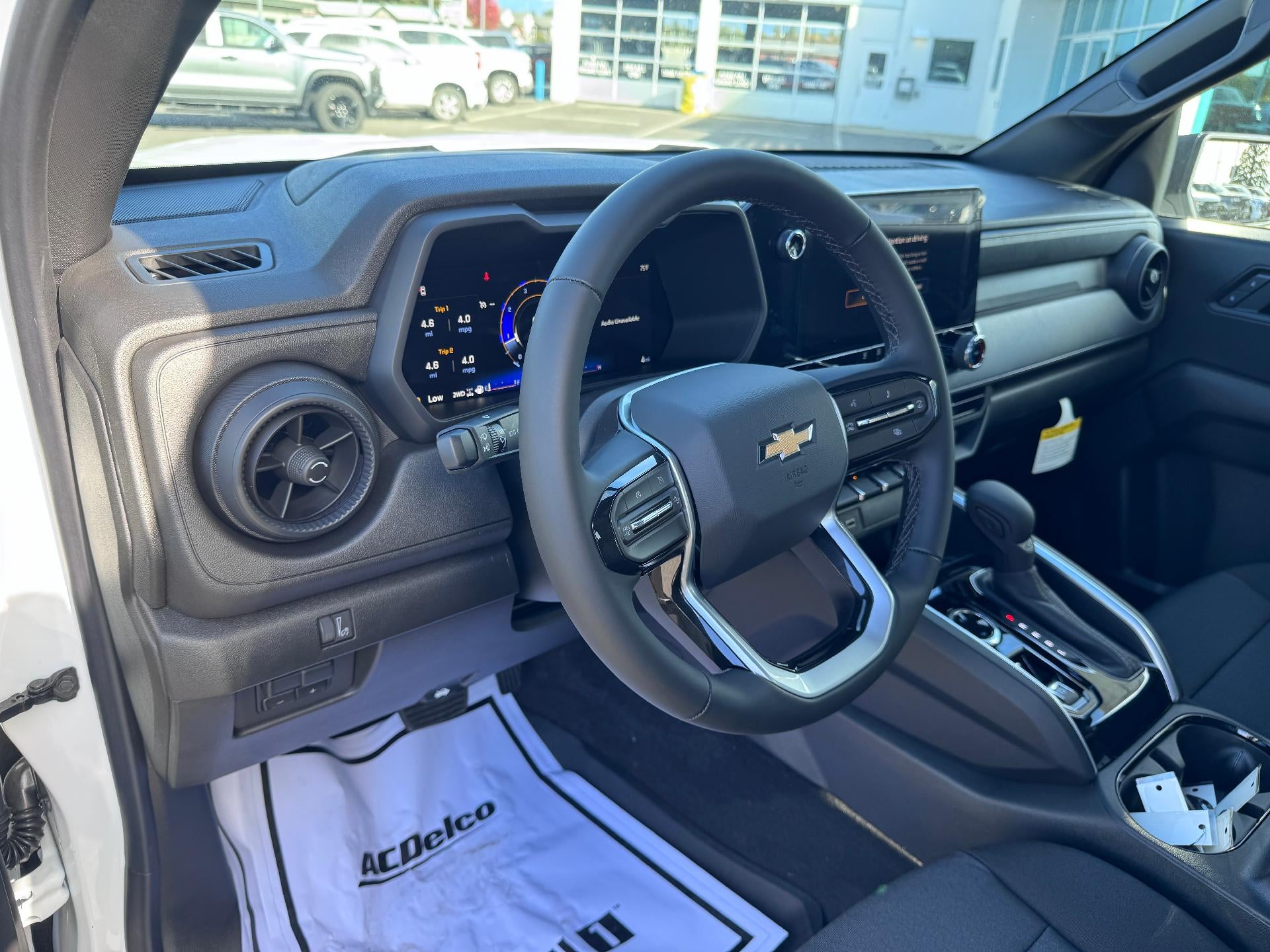 2026 Chevrolet Colorado CUSTOM / CREW / 2.7 TURBOMAX / BEDLINER / TOW PCKG