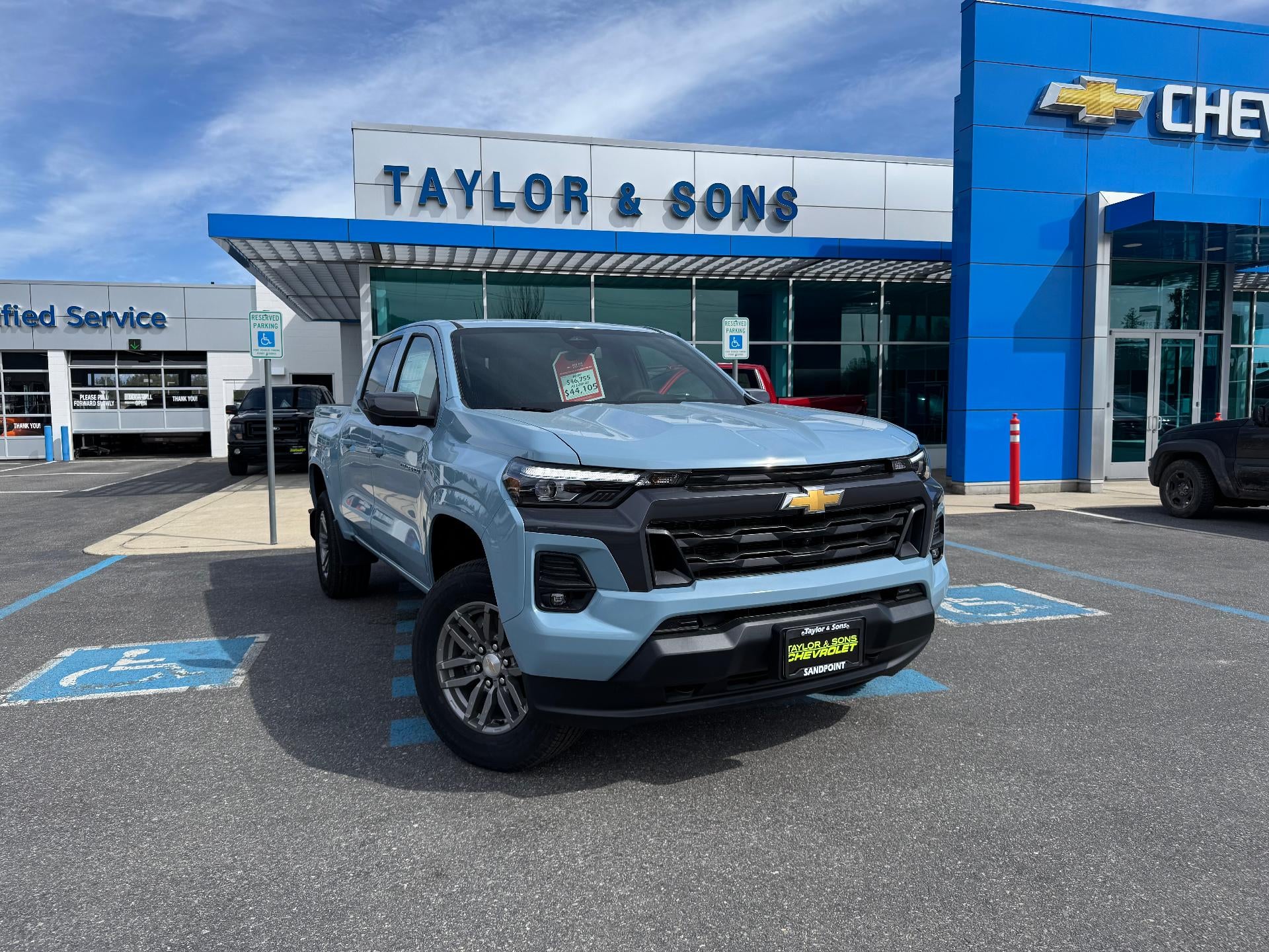 2025 Chevrolet Colorado LT / CREW / 2.7 TURBOMAX / ADAPTIVE CRUISE / HEATED SEATS