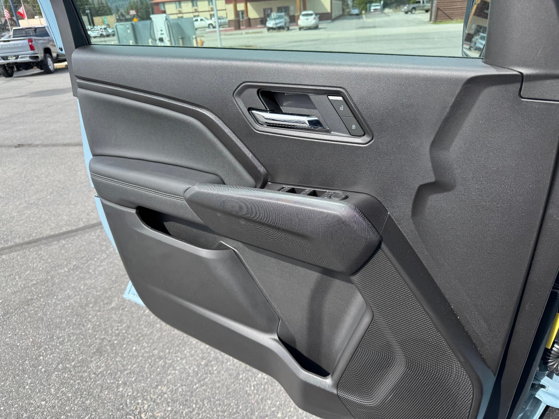 2025 Chevrolet Colorado LT / CREW / 2.7 TURBOMAX / ADAPTIVE CRUISE / HEATED SEATS