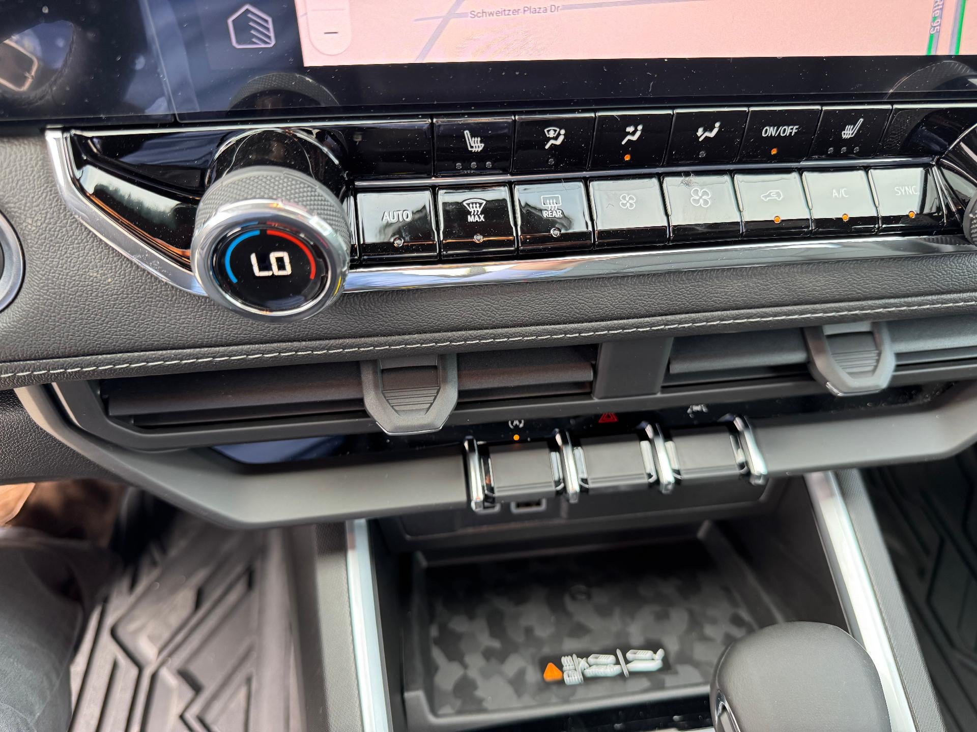 2025 Chevrolet Colorado LT / CREW / 2.7 TURBOMAX / ADAPTIVE CRUISE / HEATED SEATS