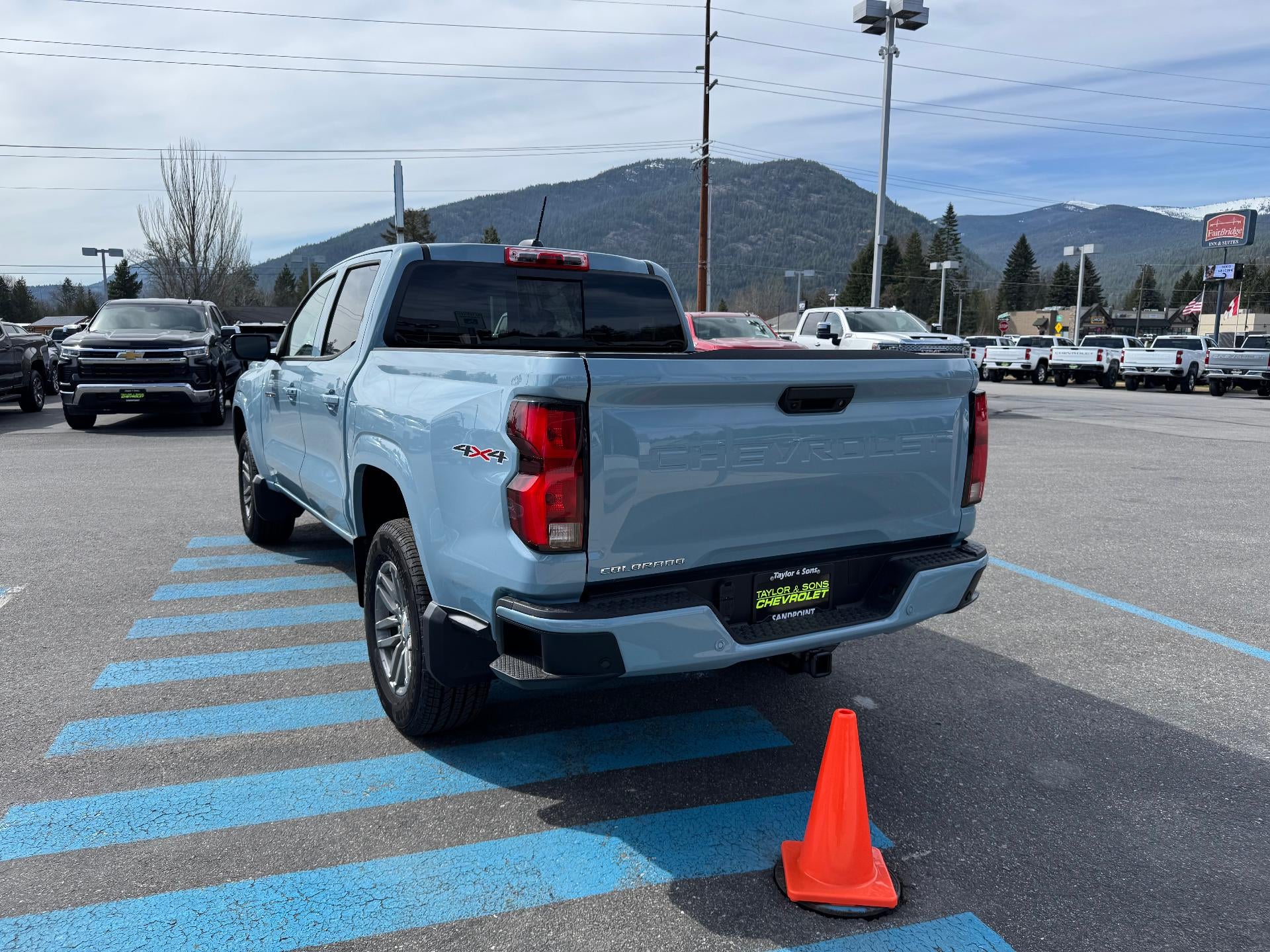 2025 Chevrolet Colorado LT / CREW / 2.7 TURBOMAX / ADAPTIVE CRUISE / HEATED SEATS