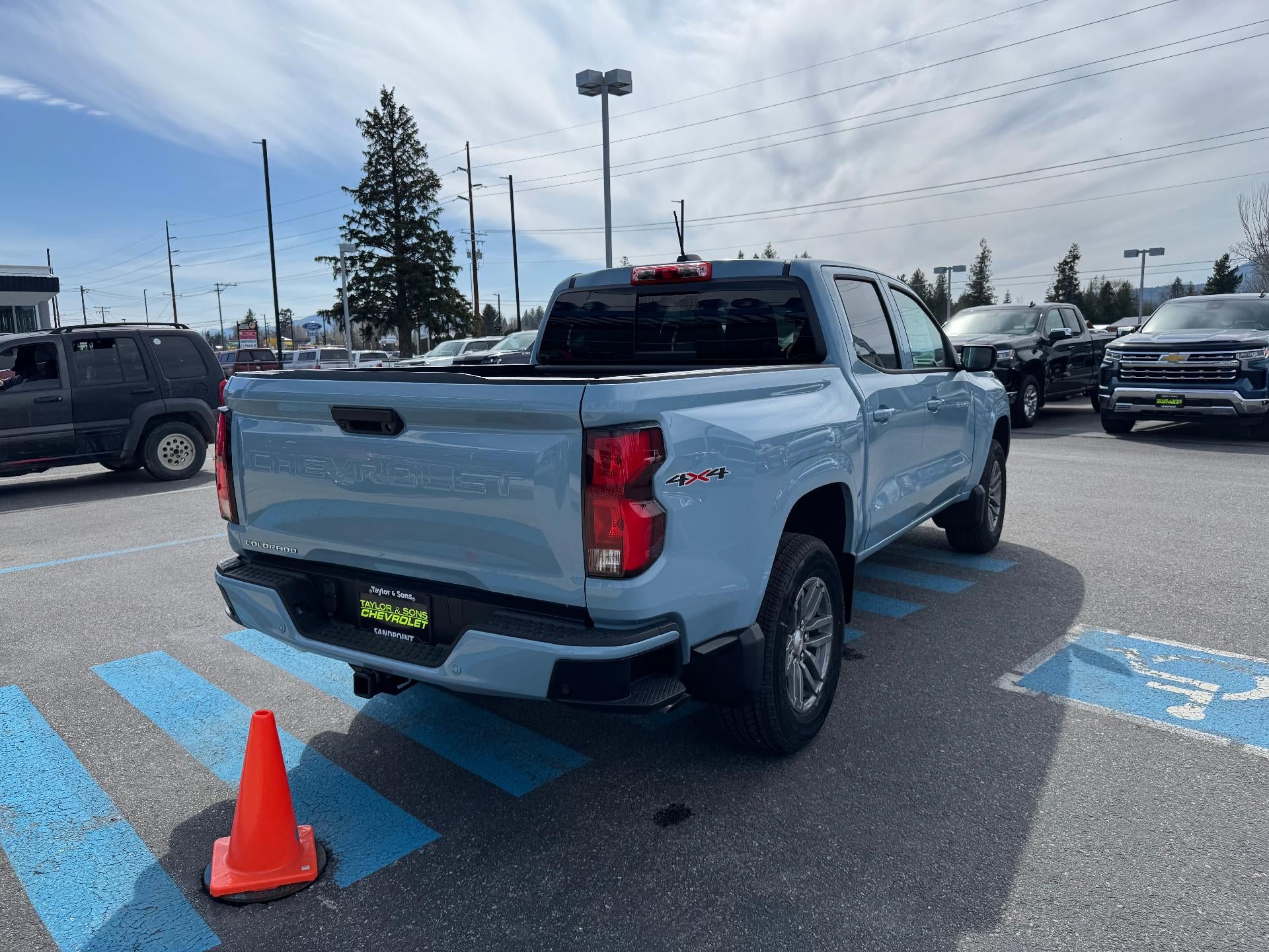 2025 Chevrolet Colorado LT / CREW / 2.7 TURBOMAX / ADAPTIVE CRUISE / HEATED SEATS