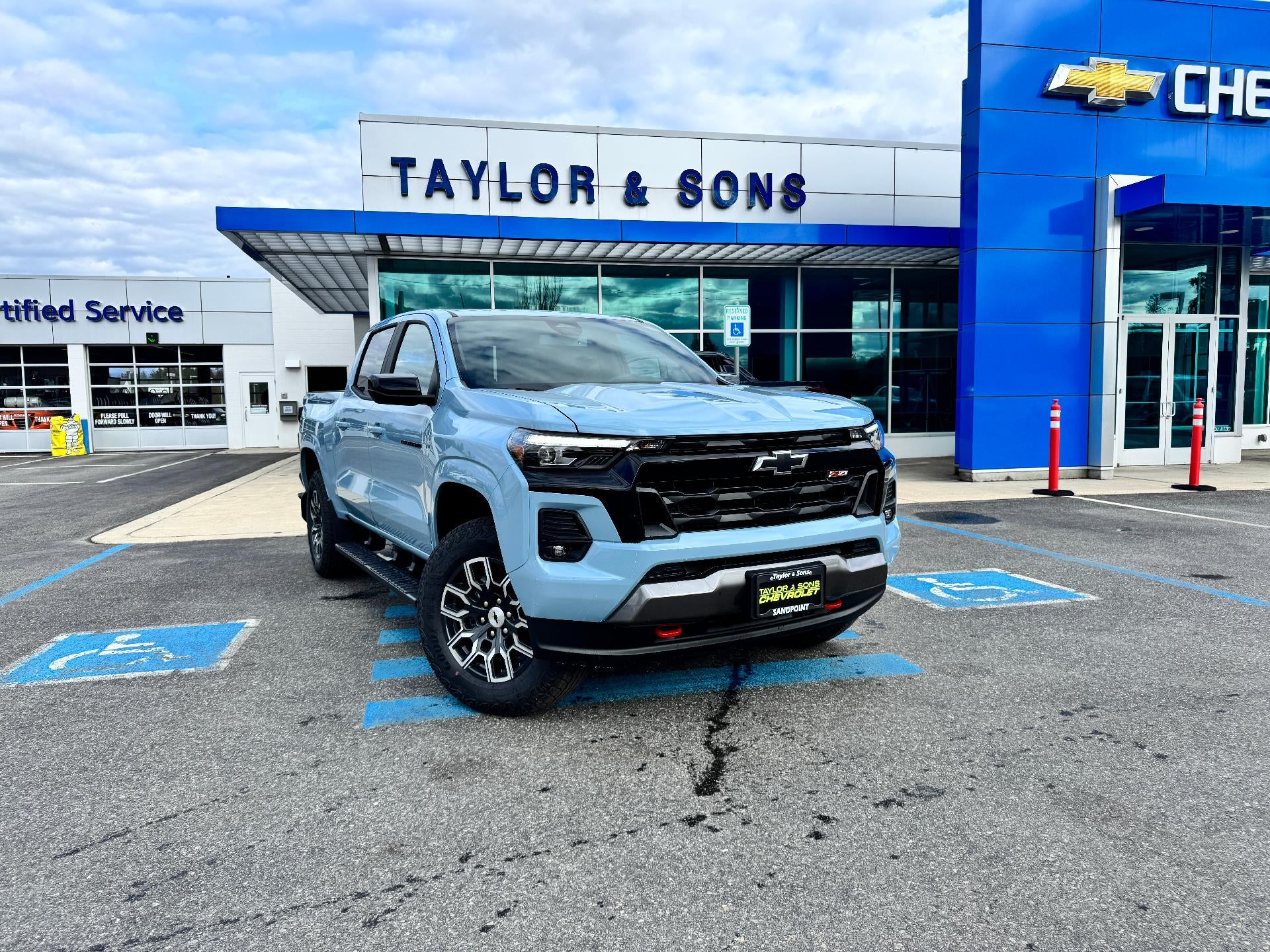2026 Chevrolet Colorado Z71 OFF ROAD / CREW / 2.7 TURBOMAX / SUNROOF / HD TRAILERING