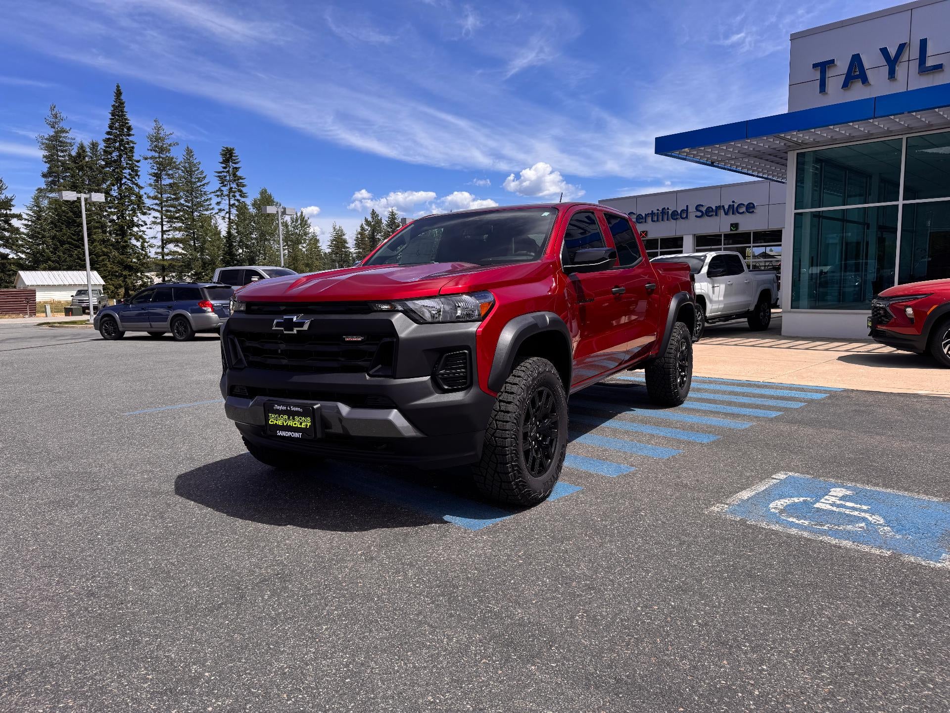 2026 Chevrolet Colorado TRAIL BOSS / CREW / 2.7 TUBOMAX / DARK ESSENTIALS