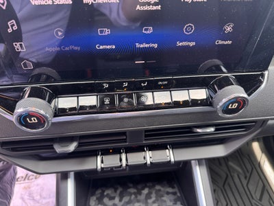 2026 Chevrolet Colorado TRAIL BOSS / CREW / 2.7 TUBOMAX / DARK ESSENTIALS