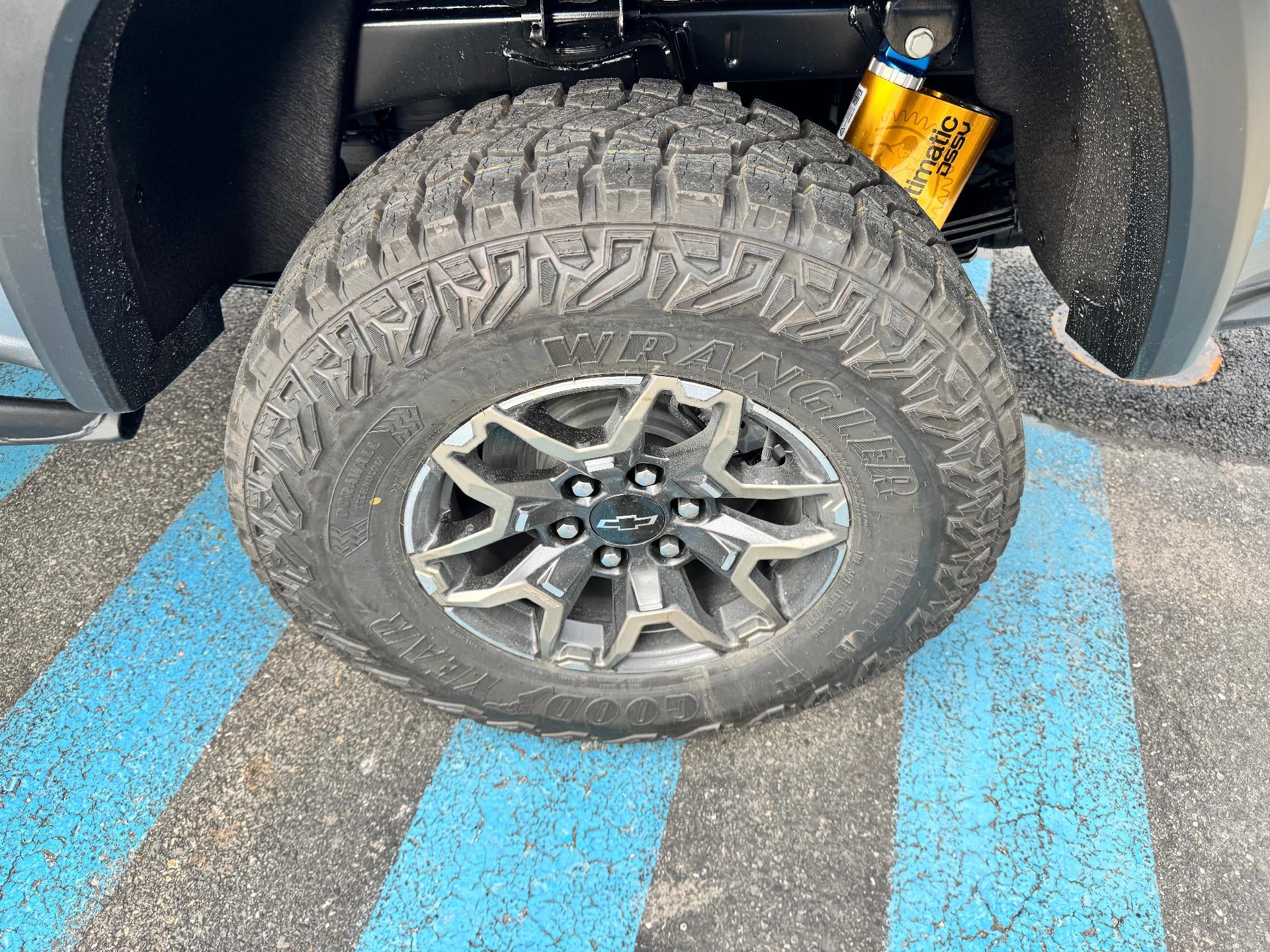 2026 Chevrolet Colorado ZR2 OFF ROAD / CREW / 2.7 TURBOMAX / ADAPTIVE CRUISE / SURROUND VISION