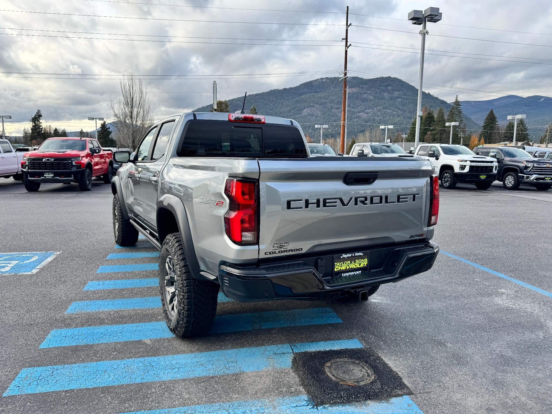 2026 Chevrolet Colorado ZR2 OFF ROAD / CREW / 2.7 TURBOMAX / ADAPTIVE CRUISE / SURROUND VISION