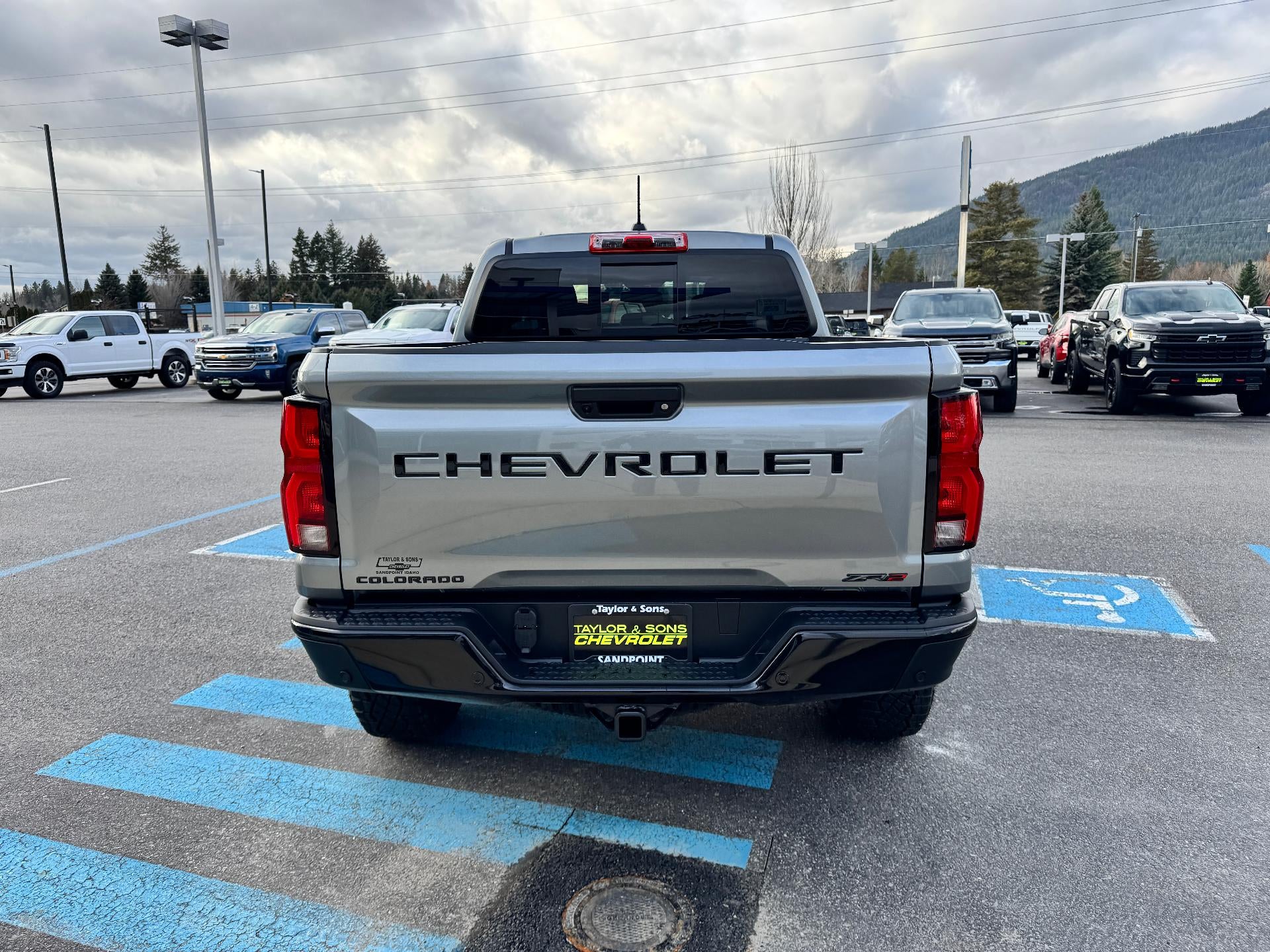 2026 Chevrolet Colorado ZR2 OFF ROAD / CREW / 2.7 TURBOMAX / ADAPTIVE CRUISE / SURROUND VISION