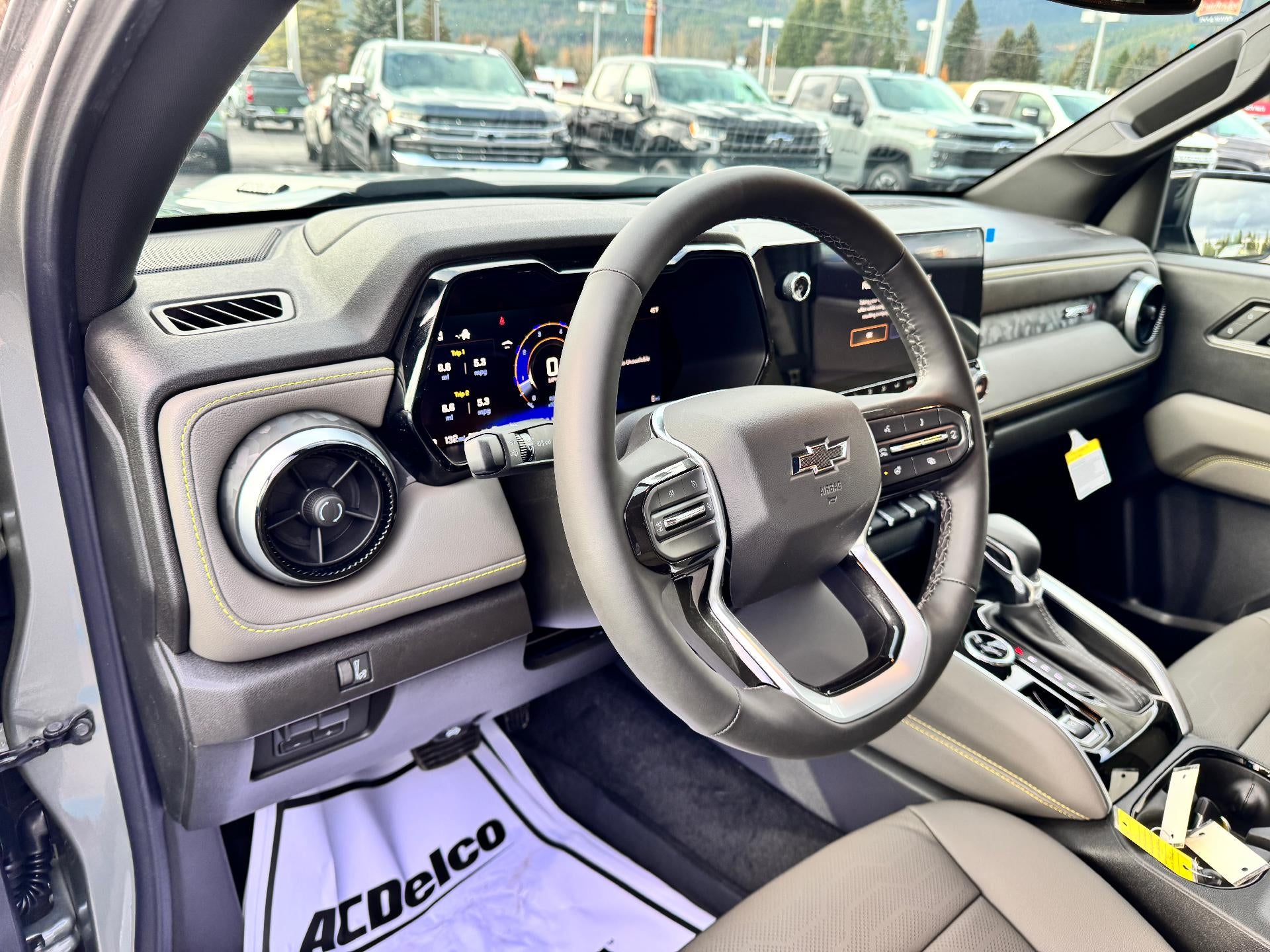 2026 Chevrolet Colorado ZR2 OFF ROAD / CREW / 2.7 TURBOMAX / ADAPTIVE CRUISE / SURROUND VISION