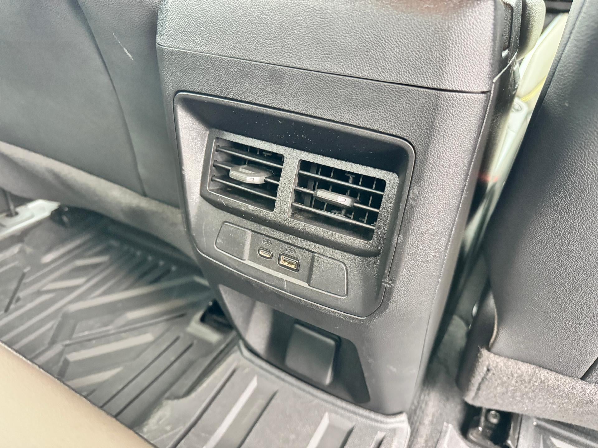 2024 Chevrolet Colorado ZR2 OFF ROAD / CREW / 2.7 TURBOMAX / TECH PCKG / 1 OWNER / 13K MILES