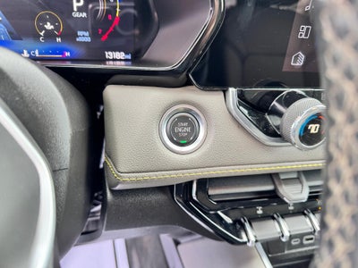 2024 Chevrolet Colorado ZR2 OFF ROAD / CREW / 2.7 TURBOMAX / TECH PCKG / 1 OWNER / 13K MILES