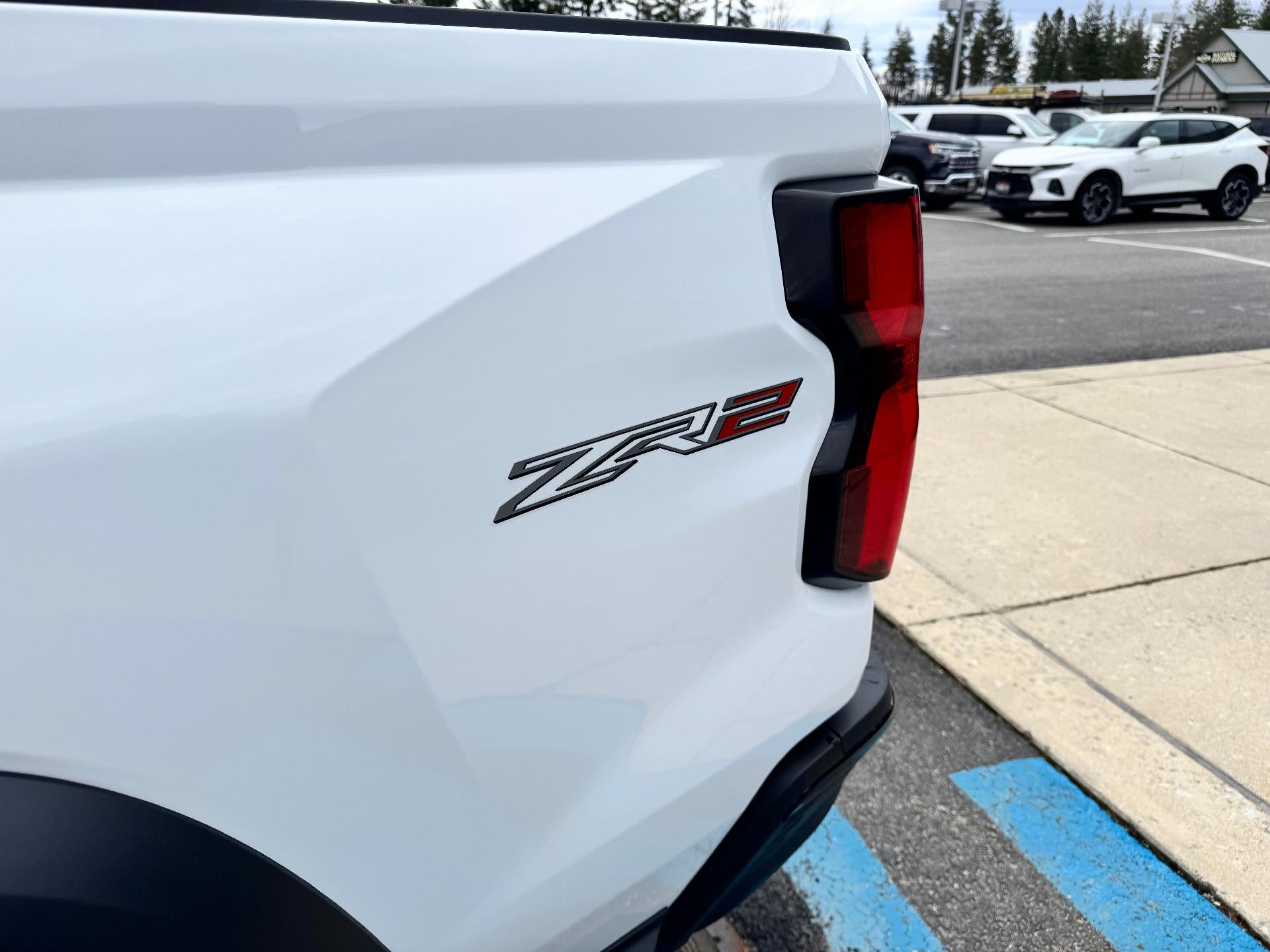 2024 Chevrolet Colorado ZR2 OFF ROAD / CREW / 2.7 TURBOMAX / TECH PCKG / 1 OWNER / 13K MILES