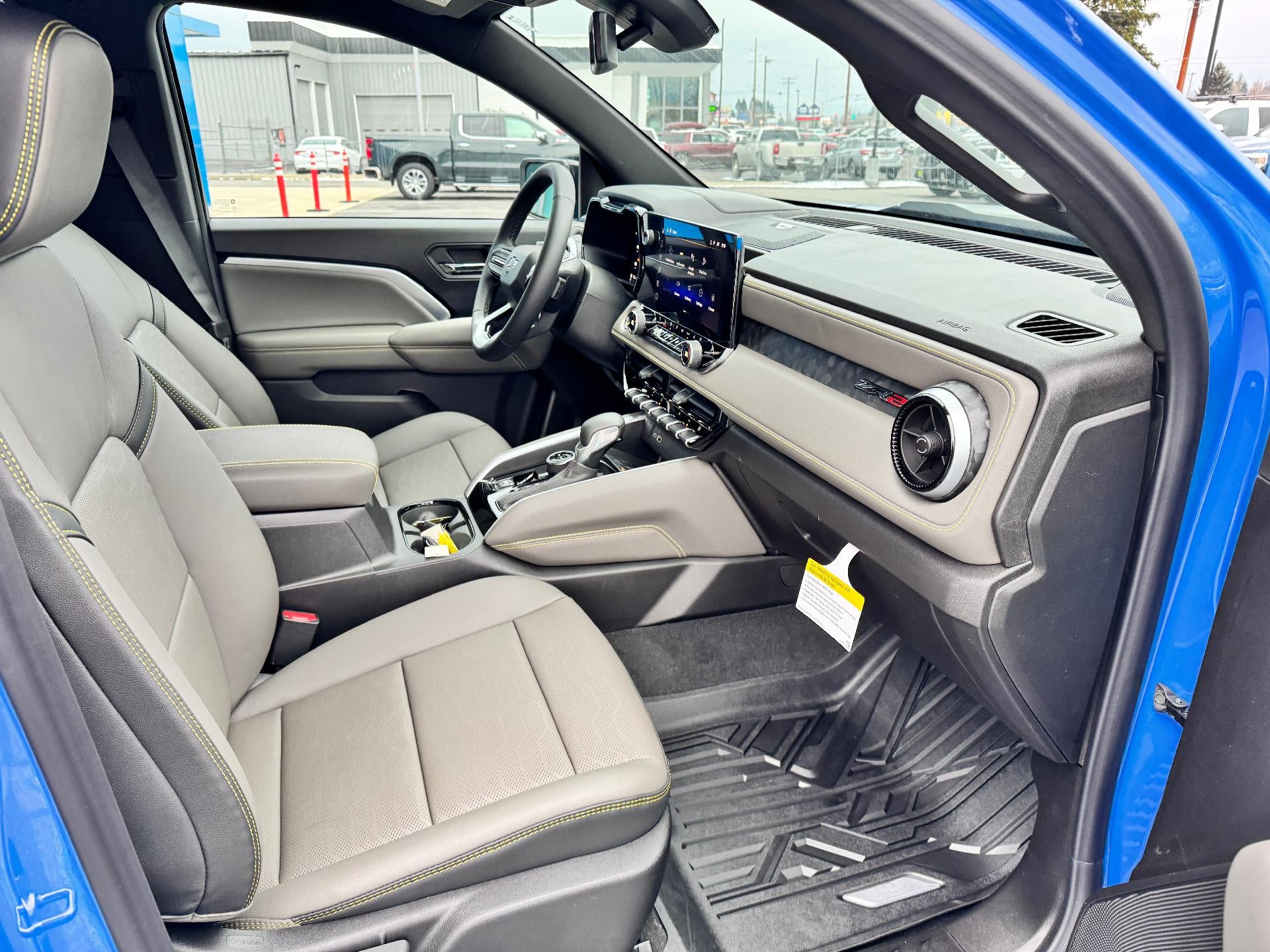 2026 Chevrolet Colorado ZR2 OFF ROAD / CREW / 2.7 TURBOMAX / ADAPTIVE CRUISE / SURROUND VISION