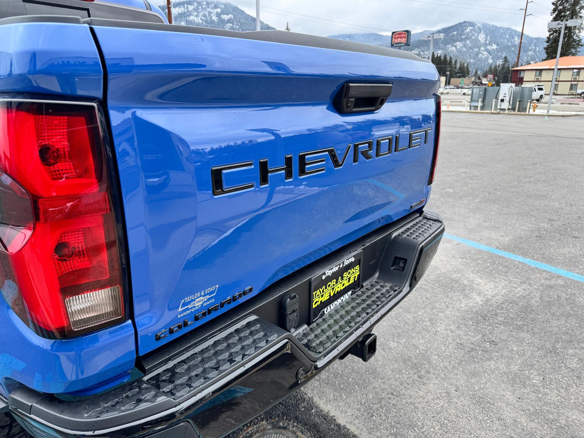 2026 Chevrolet Colorado ZR2 OFF ROAD / CREW / 2.7 TURBOMAX / ADAPTIVE CRUISE / SURROUND VISION