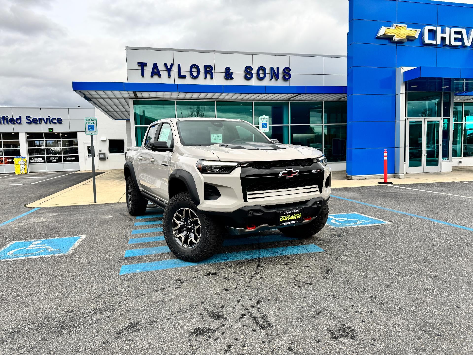 2026 Chevrolet Colorado ZR2 OFF ROAD / CREW / 2.7 TURBOMAX / ADAPTIVE CRUISE / SURROUND VISION