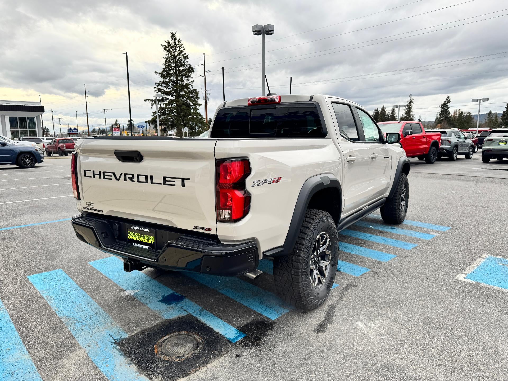 2026 Chevrolet Colorado ZR2 OFF ROAD / CREW / 2.7 TURBOMAX / ADAPTIVE CRUISE / SURROUND VISION