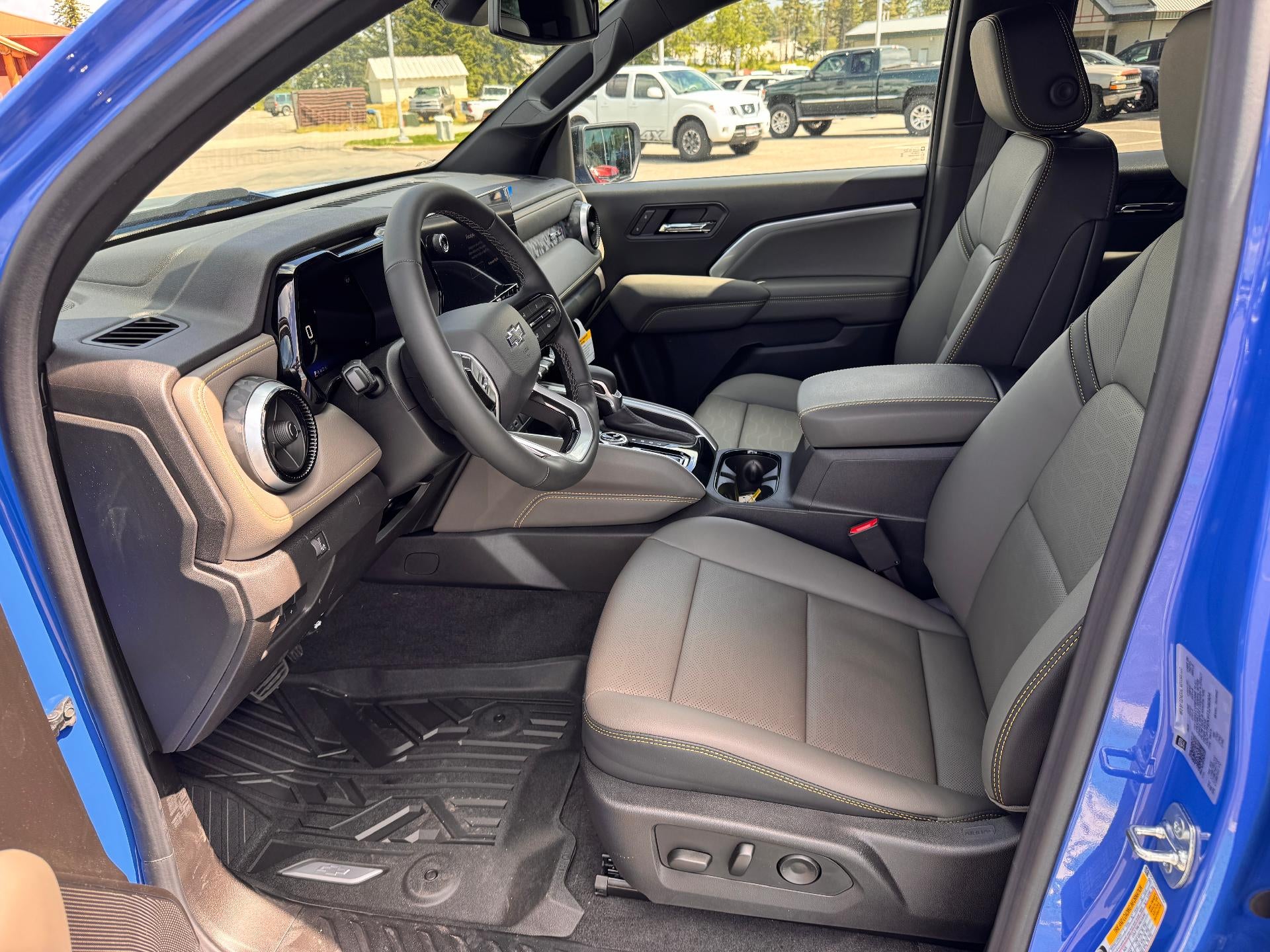 2026 Chevrolet Colorado ZR2 OFF ROAD / CREW / 2.7 TURBOMAX / ADAPTIVE CRUISE / SURROUND VISION