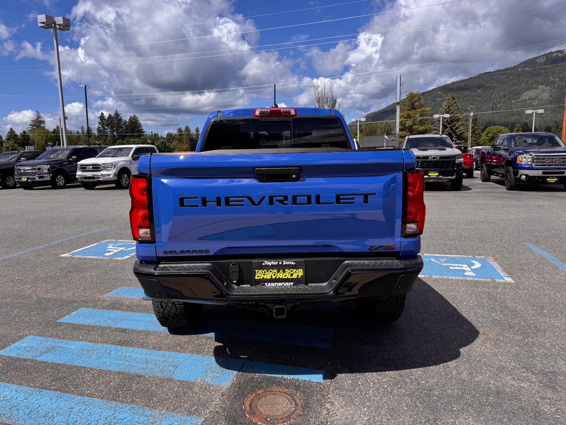 2026 Chevrolet Colorado ZR2 OFF ROAD / CREW / 2.7 TURBOMAX / ADAPTIVE CRUISE / SURROUND VISION