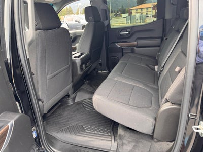 2021 Chevrolet Silverado 1500 LT / TRAIL BOSS / CREW / 5.3 LITER V8 / STANDARD BOX / LOCAL TRADE