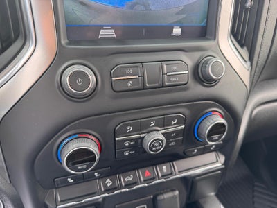 2021 Chevrolet Silverado 1500 LT / TRAIL BOSS / CREW / 5.3 LITER V8 / STANDARD BOX / LOCAL TRADE